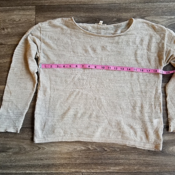 Eileen Fisher sweater - Picture 3 of 8